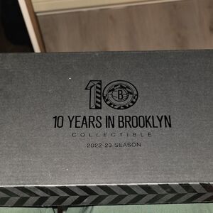 Brooklyn 10 Years Collectible Box
